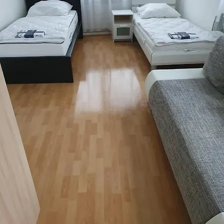 Apartment In Uerdingen,monteure,netflix, Prime *